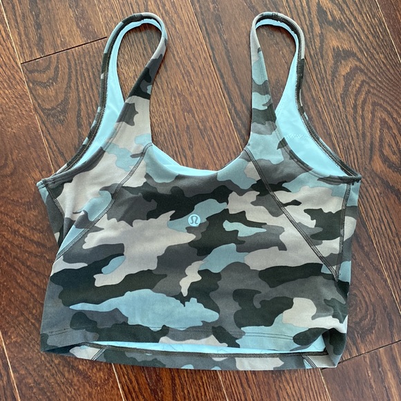 Lululemon top - Picture 2 of 3